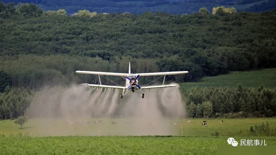黑龍江鶴崗一架運五飛機農業噴灑時不慎墜毀(圖4) 黑龍江鶴崗一架運五飛機農業噴灑時不慎墜毀(圖4)