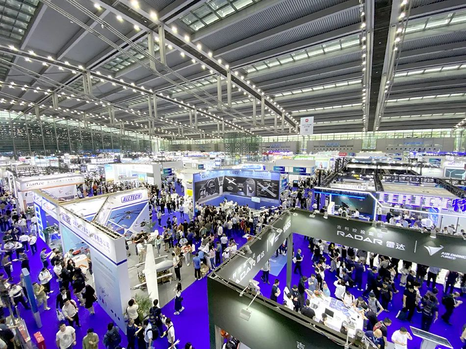 天鷹裝備攜全系列降落傘產(chǎn)品亮相第八屆世界無(wú)人機(jī)大會(huì),共繪低空經(jīng)濟(jì)未來(lái)藍(lán)圖!(圖1) 天鷹裝備攜全系列降落傘產(chǎn)品亮相第八屆世界無(wú)人機(jī)大會(huì),共繪低空經(jīng)濟(jì)未來(lái)藍(lán)圖!(圖1)