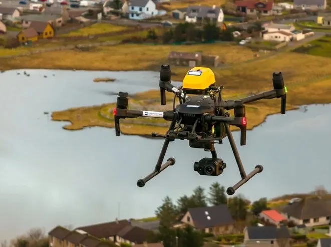 降落傘將是無人機(jī)標(biāo)配嗎?看看行業(yè)標(biāo)桿大疆就知道了(圖1) 降落傘將是無人機(jī)標(biāo)配嗎?看看行業(yè)標(biāo)桿大疆就知道了(圖1)