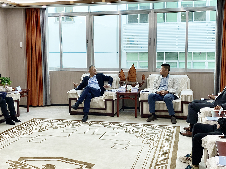 成都市青羊區(qū)領導蒞臨天鷹裝備,深入探討低空經濟合作(圖5) 成都市青羊區(qū)領導蒞臨天鷹裝備,深入探討低空經濟合作(圖5)